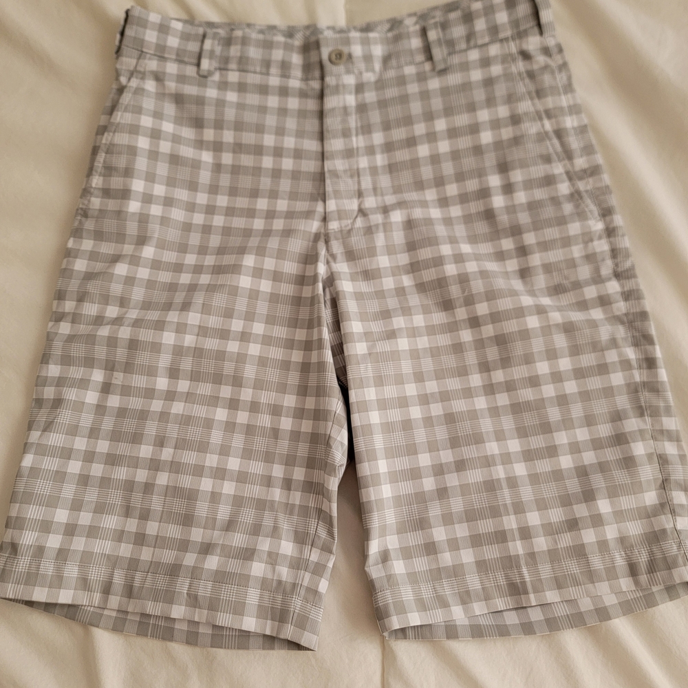 Nike Golf Men's Light Gray Plaid Shorts Size 32
